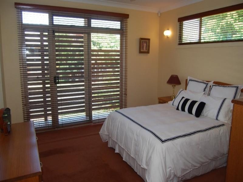 114 Stratton Terrace, Manly QLD 4179