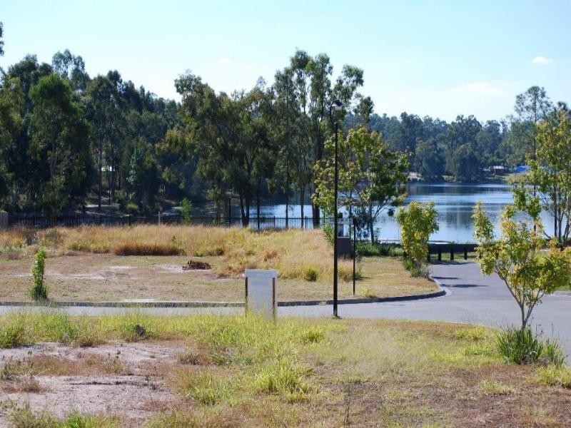 2 Santorini Place, Forest Lake QLD 4078