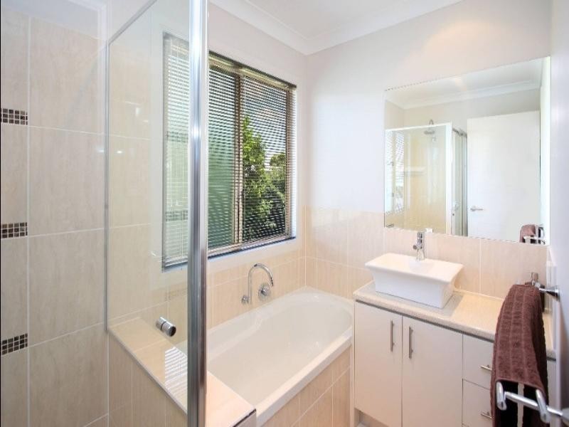 197 Carlton Terrace, Manly QLD 4179