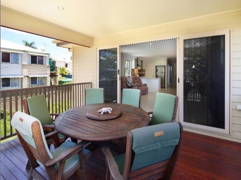 197 Carlton Terrace, Manly QLD 4179