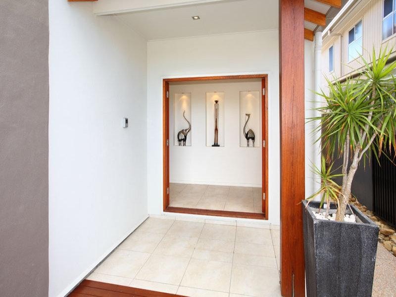 33 Bridge Street, Wynnum QLD 4178