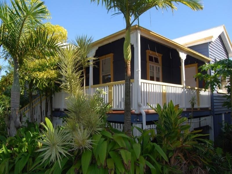 107 Cedar Street, Wynnum QLD 4178