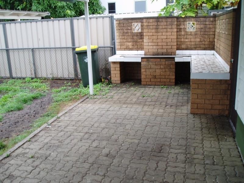 17 Booran Street, Lota QLD 4179