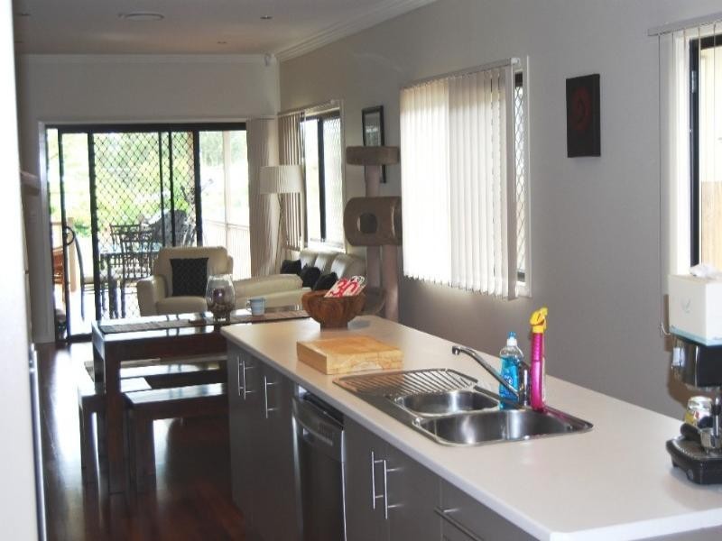 11 Radius Street, Wynnum QLD 4178