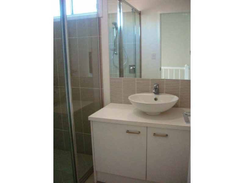 4/100 Bride Street, Wynnum QLD 4178