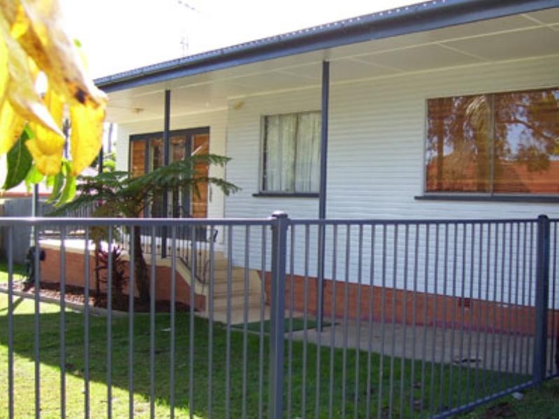 8 Seabreeze Road, Manly West QLD 4179