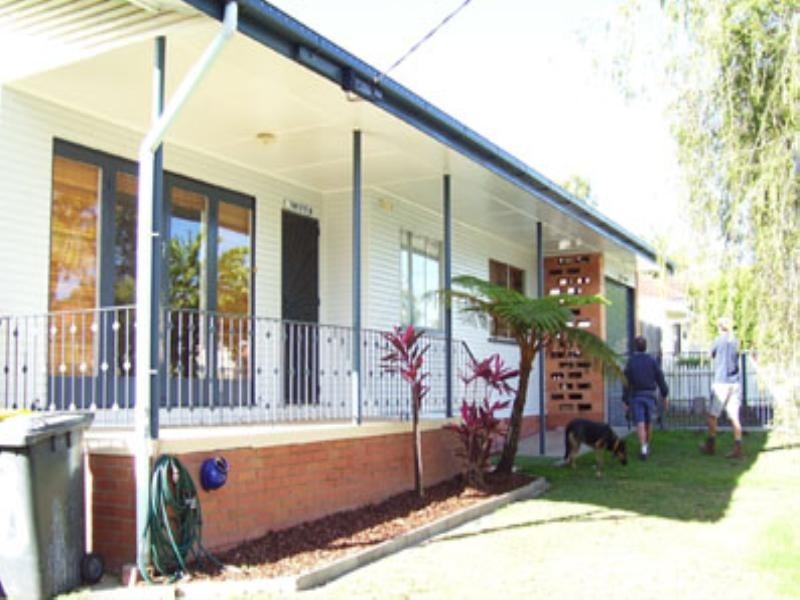 8 Seabreeze Road, Manly West QLD 4179