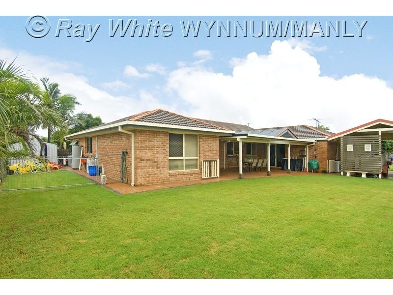 40 Lewis Place, Manly West QLD 4179