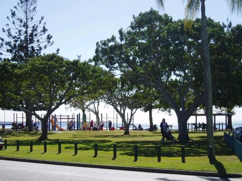 1/117 Wynnum Esplanade, Wynnum QLD 4178