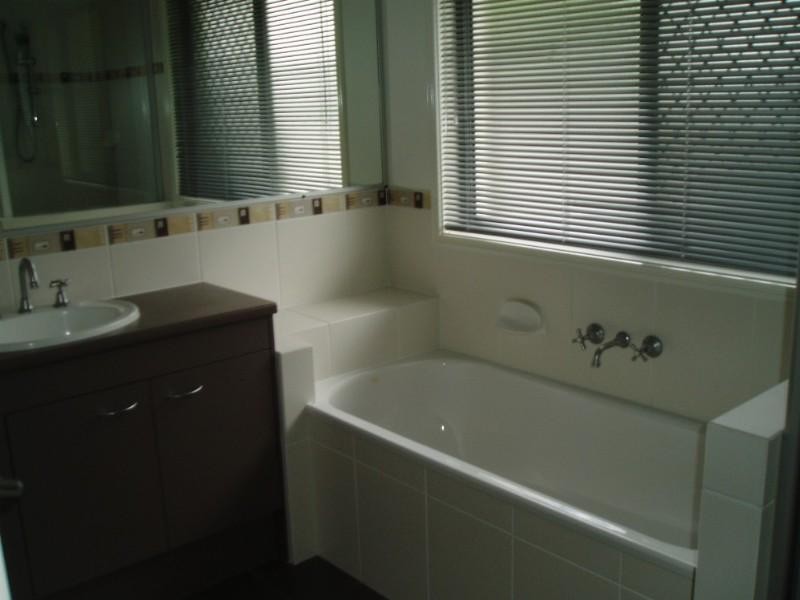 11 Daphne Place, Wakerley QLD 4154