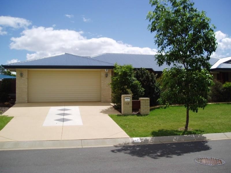 13 Farsley Place, Manly West QLD 4179