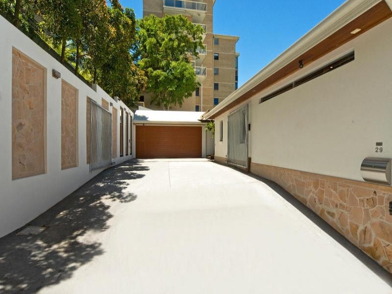 29 Mullens Street, Hamilton QLD 4007