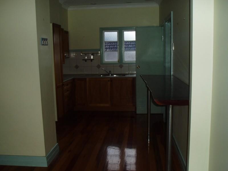 36 West Avenue, Wynnum QLD 4178