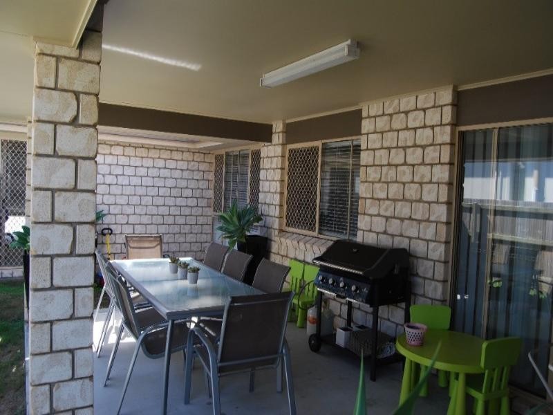 17 Baychester Place, Wakerley QLD 4154