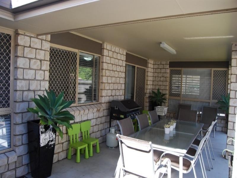 17 Baychester Place, Wakerley QLD 4154