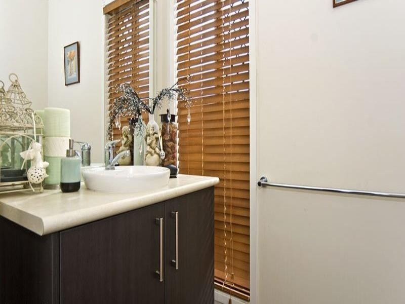 10 Foch Street, Wynnum QLD 4178