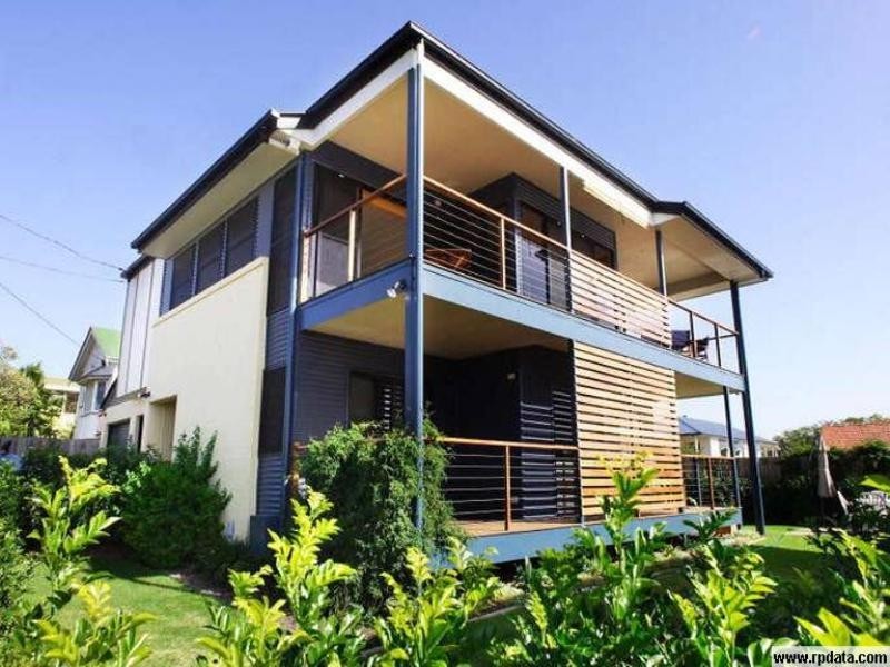 81 Walnut Street, Wynnum QLD 4178