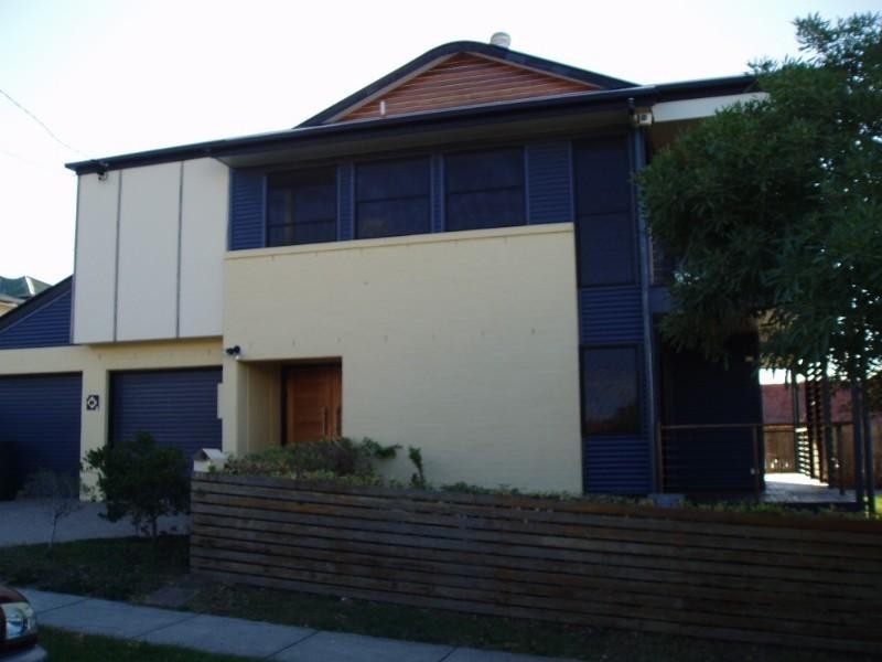 81 Walnut Street, Wynnum QLD 4178