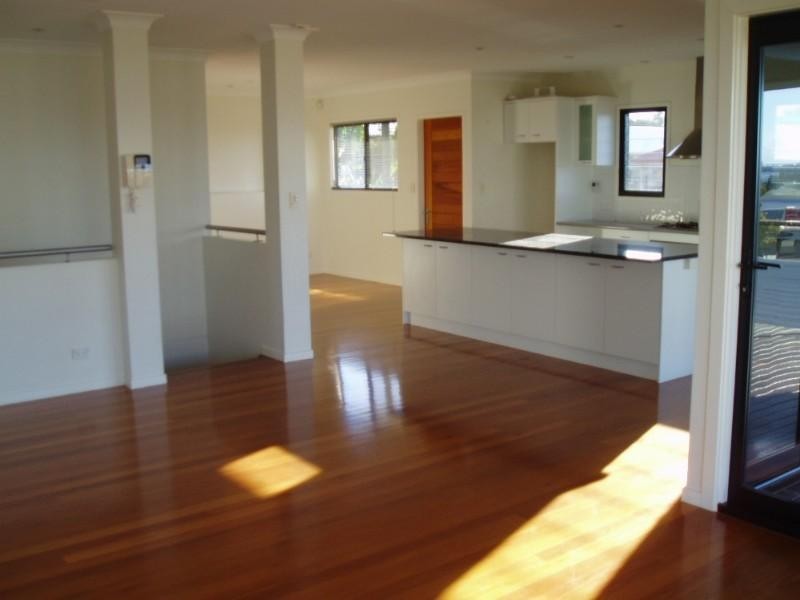 81 Walnut Street, Wynnum QLD 4178