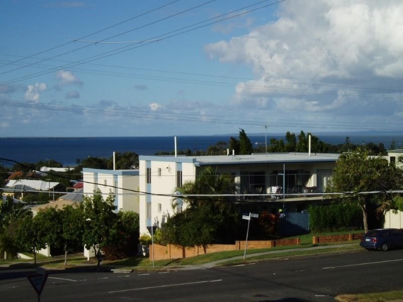 81 Walnut Street, Wynnum QLD 4178