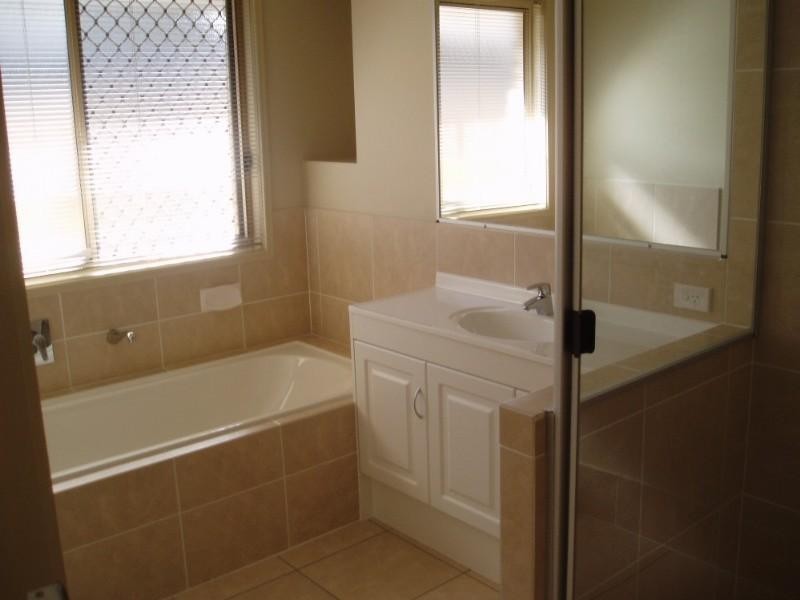 196 Pine Street, Wynnum QLD 4178