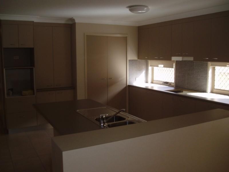 196 Pine Street, Wynnum QLD 4178