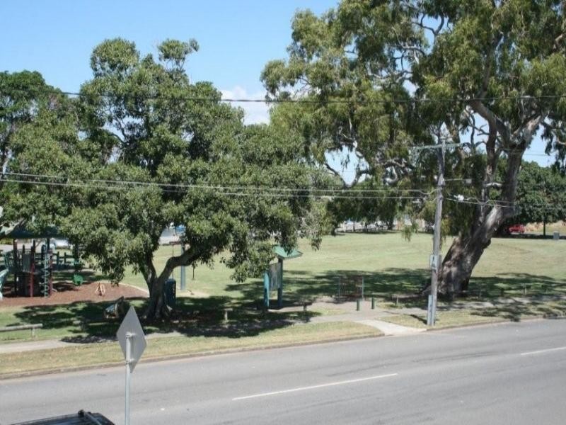 7 Glenora Street, Wynnum QLD 4178