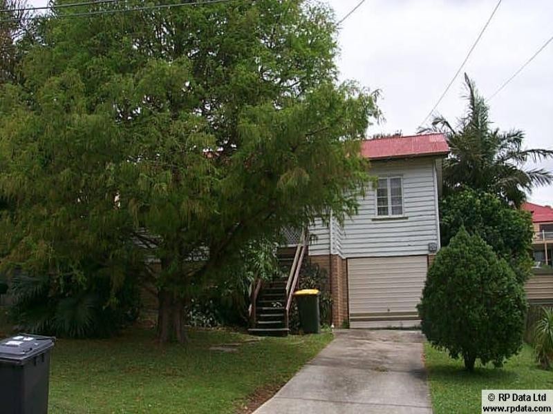 43 Raeburn Street, Manly QLD 4179