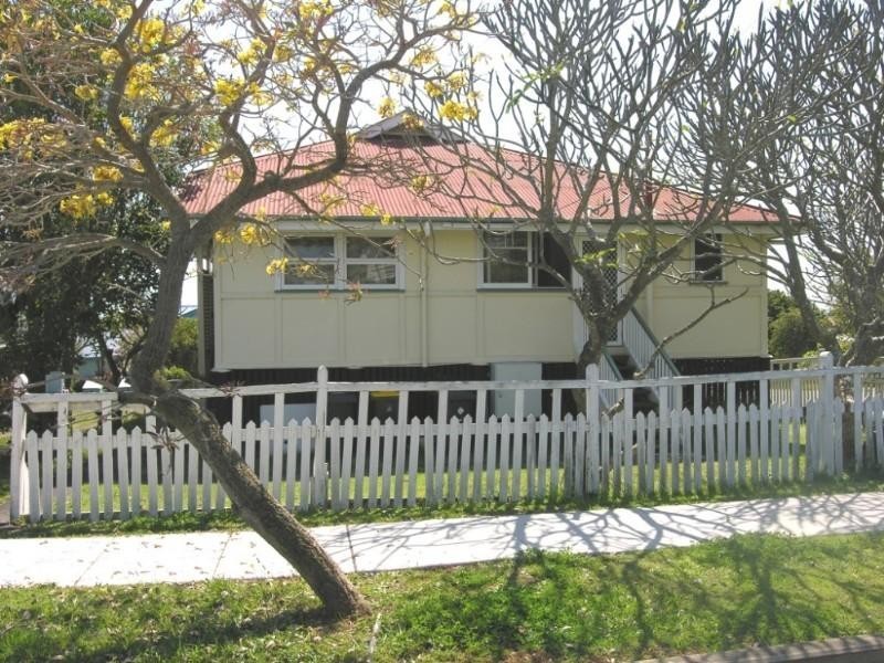 1/22 Melville Terrace, Manly QLD 4179