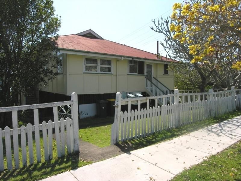 1/22 Melville Terrace, Manly QLD 4179