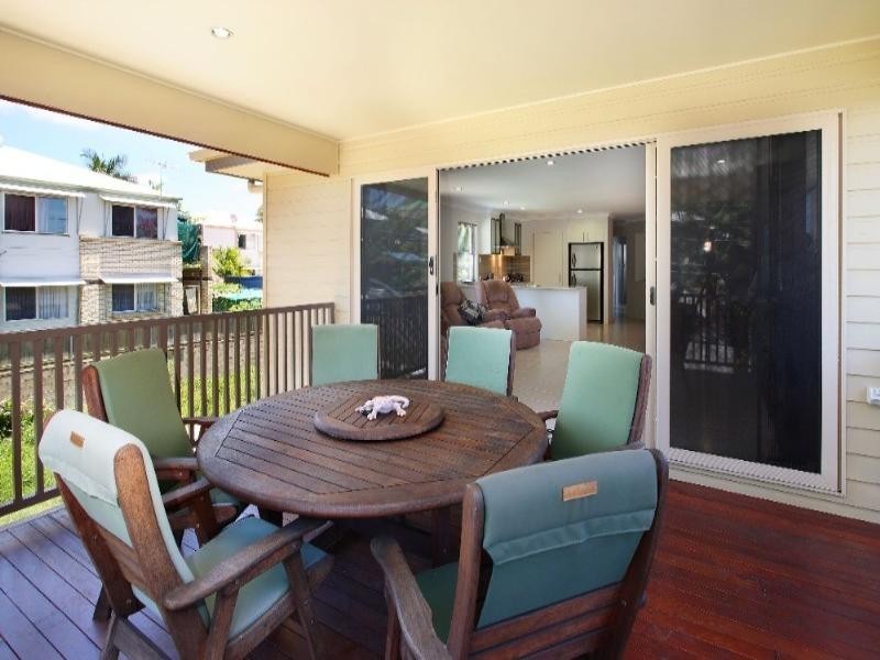 197 Carlton Terrace, Manly QLD 4179