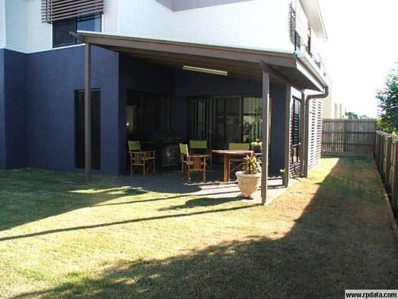 3 David Place, Manly West QLD 4179