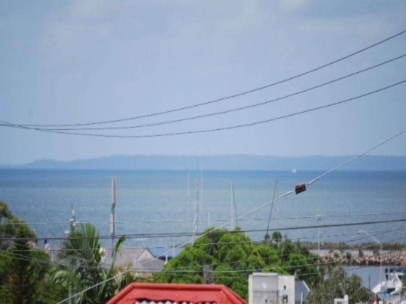 167 Melville Terrace, Manly QLD 4179