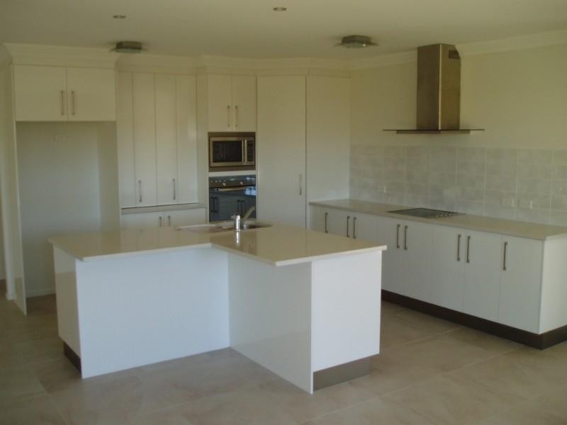 12 Peregian Close, Manly West QLD 4179