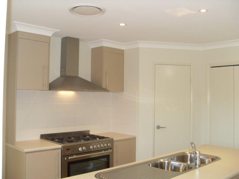 5 Rymera Crescent, Gumdale QLD 4154