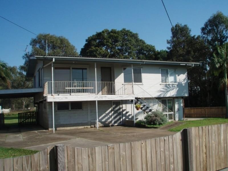 205 Kianawah Road, Wynnum West QLD 4178