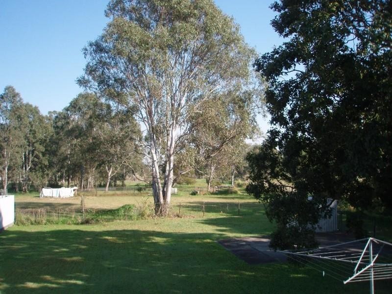 205 Kianawah Road, Wynnum West QLD 4178