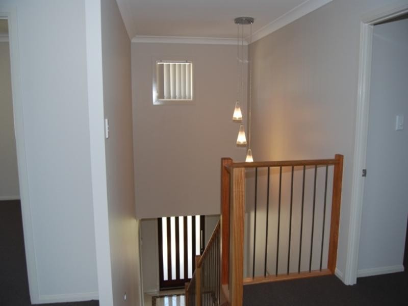 83 Rowland Avenue, Wakerley QLD 4154