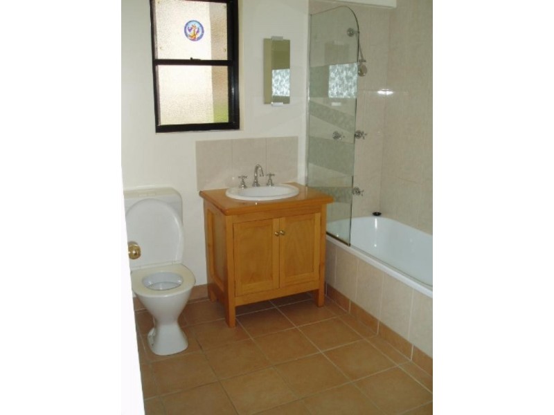 215 Wondall Road, Manly West QLD 4179