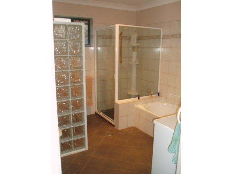 20 Charlotte Street, Wynnum QLD 4178