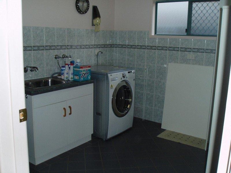 20 Charlotte Street, Wynnum QLD 4178