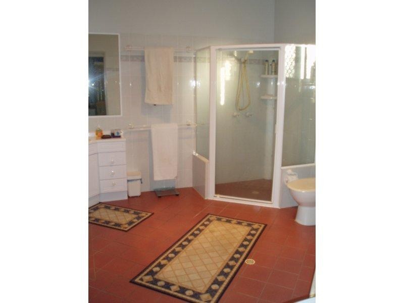 20 Charlotte Street, Wynnum QLD 4178