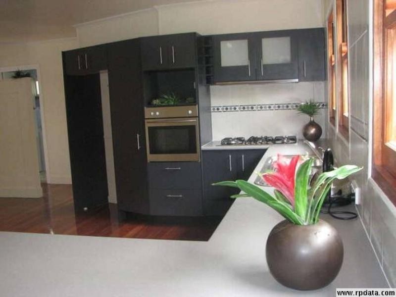 24 Worthing Street, Wynnum QLD 4178