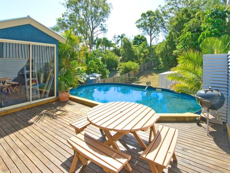 27 Ian Street, Lota QLD 4179