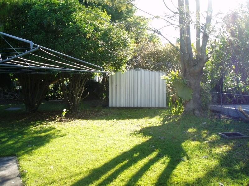55 Roseberry Parade, Wynnum West QLD 4178