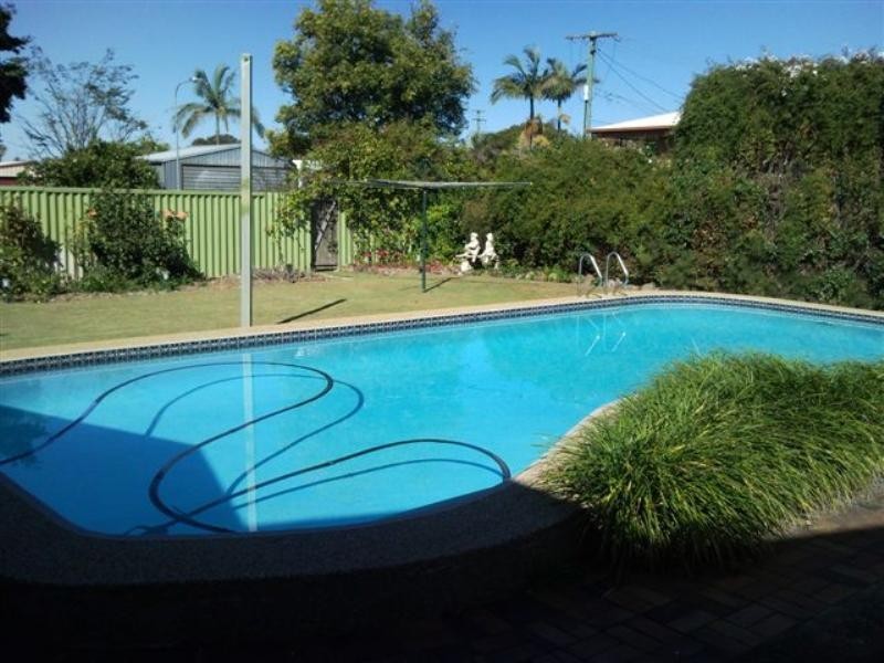 82 Gwynne Street, Wynnum West QLD 4178