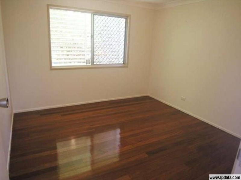 24 Coolana Street, Lota QLD 4179