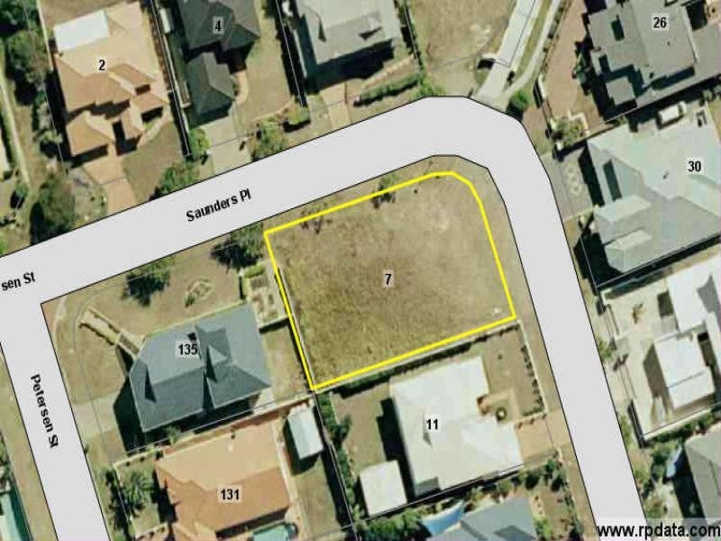 7 Saunders Place, Wynnum QLD 4178