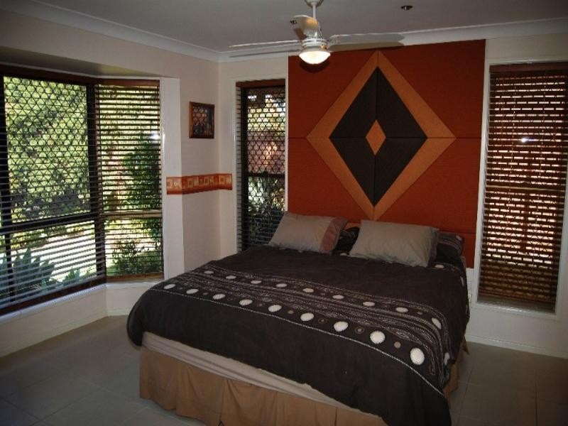 15 Calloway Place, Manly West QLD 4179