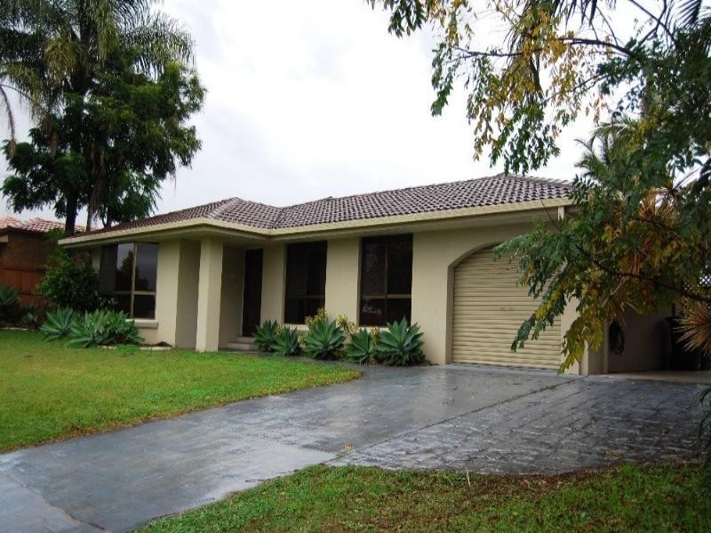 15 Calloway Place, Manly West QLD 4179